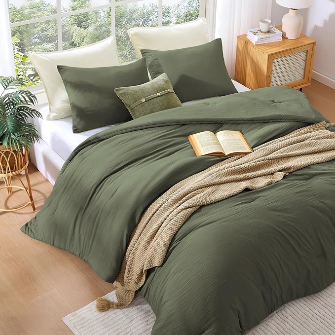 WRENSONGE Twin/Twin XL Comforter Set - 2 Pieces Olive Green Comforter Prewashed Soft Lightweight for All Seasons,Fluffy Down Alternative Twin XL Comforter with 1 Pillow Sham