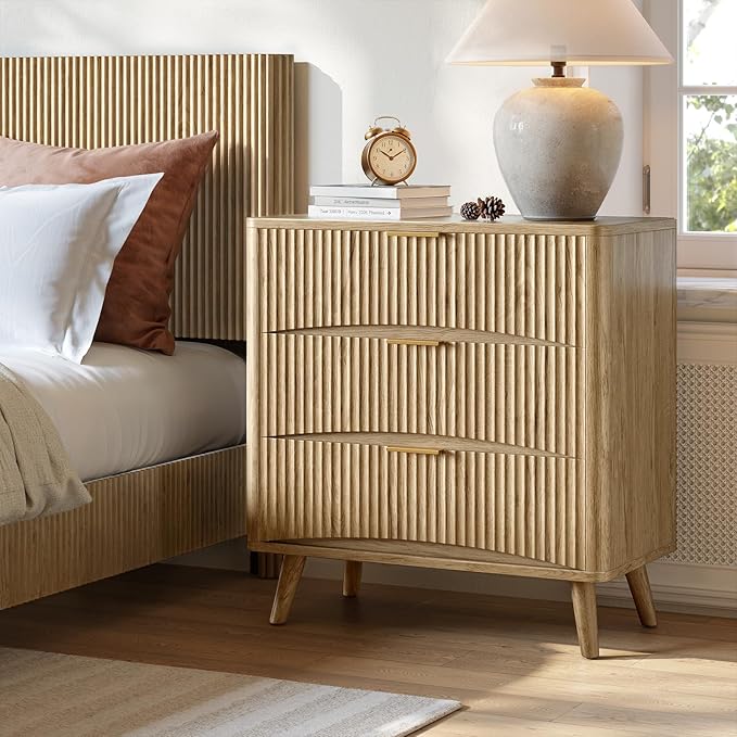Evermagin 31.5" W Fluted Nightstand, Large Wood Night Stand, Mid Century Modern Bedside Table for Bedroom, Dorm, Oak