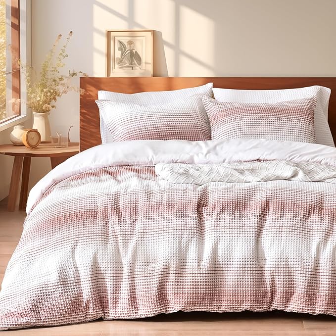 PHF Ultra Soft Yarn Dyed Waffle Weave Comforter Set Queen Size, 3 Pieces Lightweight Breathable Comfy Bedding Set, Comfy Textured 1 Comforter with 2 Pillow Shams, White and Brick