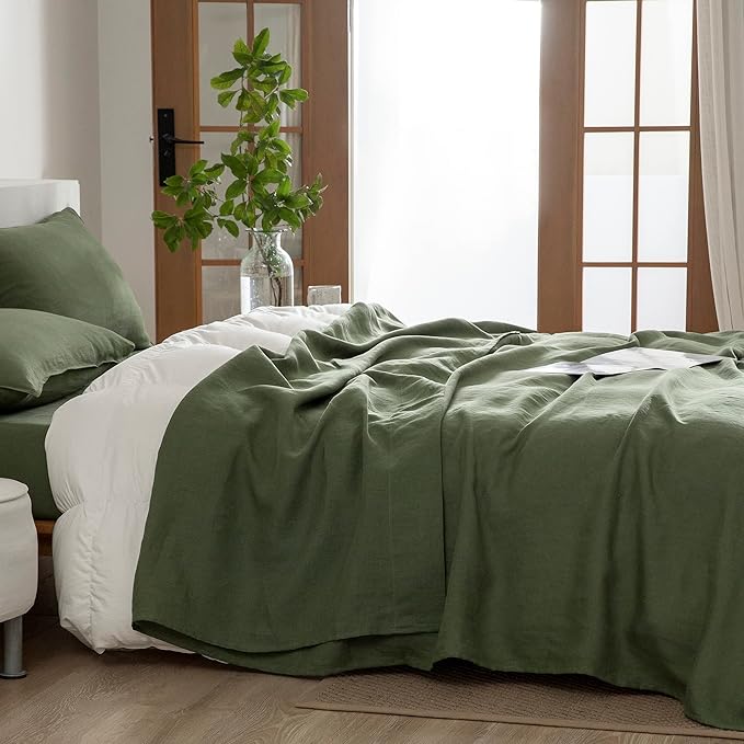 EVERLY Linen Twin Sheets Set, 100% Stonewashed French Linen Bed Sheets Deep Pocket Sheets, 3 Pieces (1 Flat Sheet, 1 Fitted Sheet, 1 Pillowcase) Natural Flax Bedding Set, Mossy Green