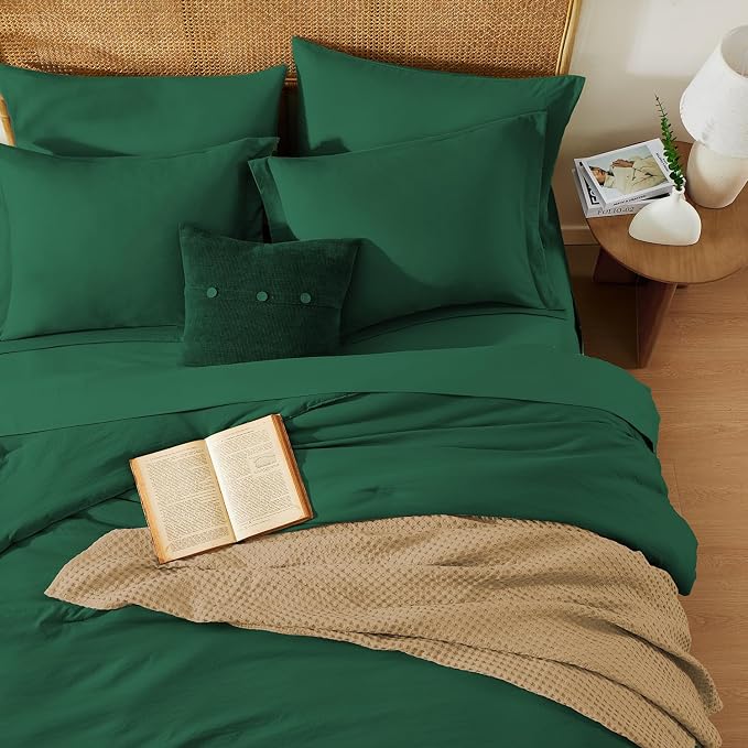 WRENSONGE Full Size Comforter Sets, 7 Pieces Emerald Green Bed in a Bag with Fitted Sheet, Flat Sheet, 2 Pillow Shams, 2 Pillowcases, Warm Bedding Sets for All Season