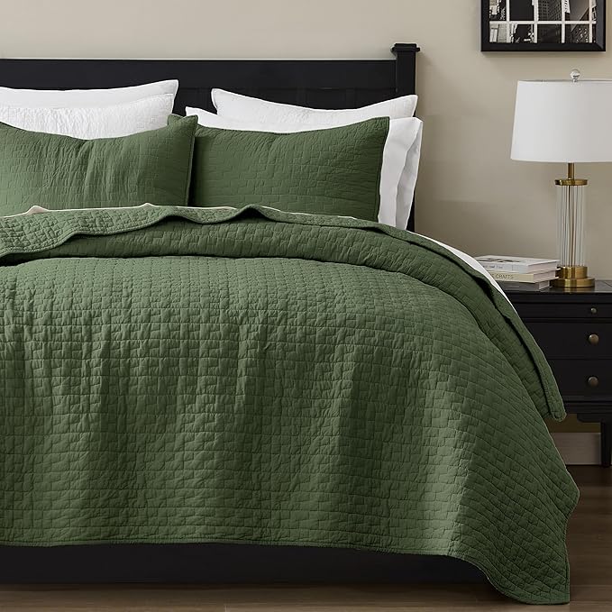 palassio Olive Green 100% Cotton Quilt California Cal King Size Bedding Sets with 2 Pillow Shams, Oversized Lightweight Bedspread Shabby Chic Coverlet, Soft Bed Cover for All Season, 3 Pieces