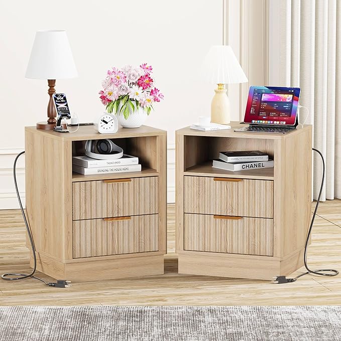 Nightstand with Charging Station Set of 2, Fluted Bedside Table with 2 Storage Drawer and Open Wood Shelf, Night Stand with Solid Wood Base for Bedroom, Side Table, End Table, Oak