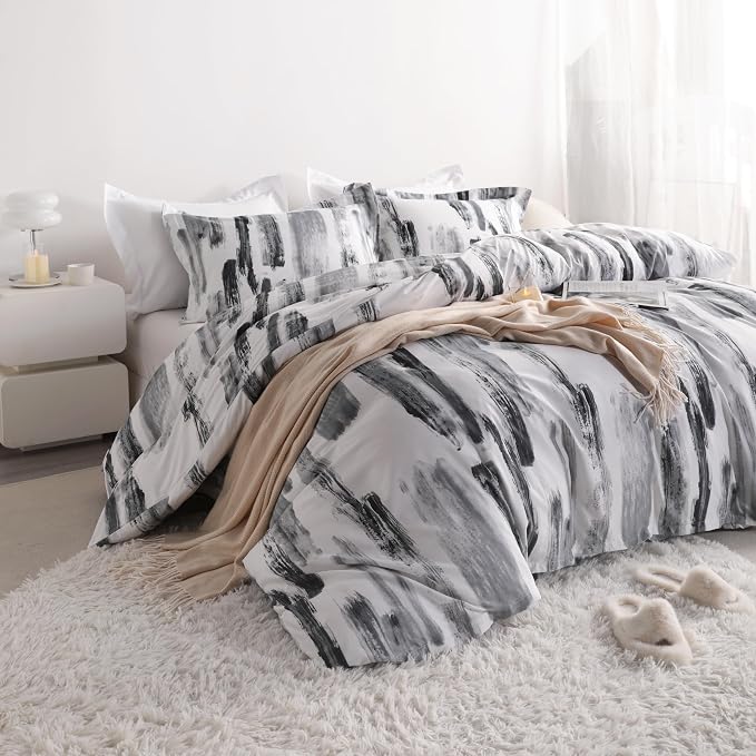 NTBAY 2 Pieces Duvet Cover Set Twin Size for Kids, Reversible Zipper Comforter Cover with 4 Corner Ties and 1 Pillow Sham, Soft Brushed Microfiber Comforter Cover Set with Black and White Ink Printed