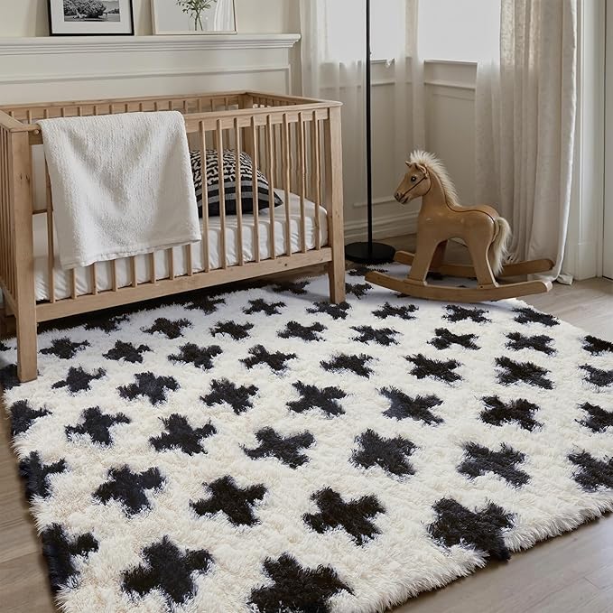 Black and White Rug 4x6 for Living Room, Super Soft Modern Shag Rug Washable Fluffy Rugs Indoor Fuzzy Carpet for Bedroom Home Dorm Aesthetic Decor