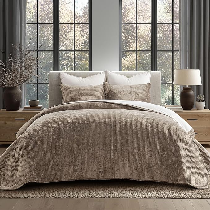 EverGrace Velvet Quilt Set Queen Size, Luxurious Soft Quilted Bedding Sets, Lightweight Velvet Comforter for All Season, Striped Channel Bedspread Coverlet with 2 Shams, Natural Tan