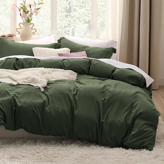 Bedsure Olive Green Super Queen Duvet Cover - 3 Pieces Prewashed Cotton-Like Polyester Extra Soft Bedding Set, Includes 1 Duvet Cover 98''x90'' with Zipper Closure & 2 Pillow Shams, No Comforter