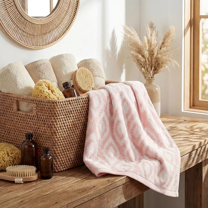 Artoid Mode 1 Pc Beige Pink Diamond Grid Jacquard Hand Towels for Bathroom, 100% Cotton Soft Absorbent Bathroom Decor Towels, 13.7 x 29.5 Inch