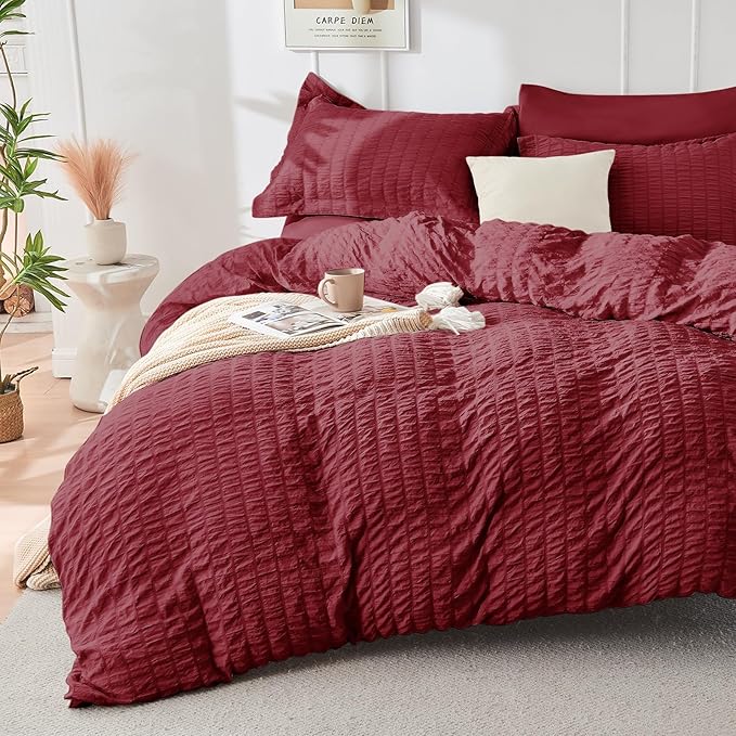 HYMOKEGE Burgundy Twin Comforter Set Seersucker 5 Pieces, All Season Luxury Bed in a Bag for Bedroom, Bedding Set with Comforters, Sheets, Pillowcase & Sham