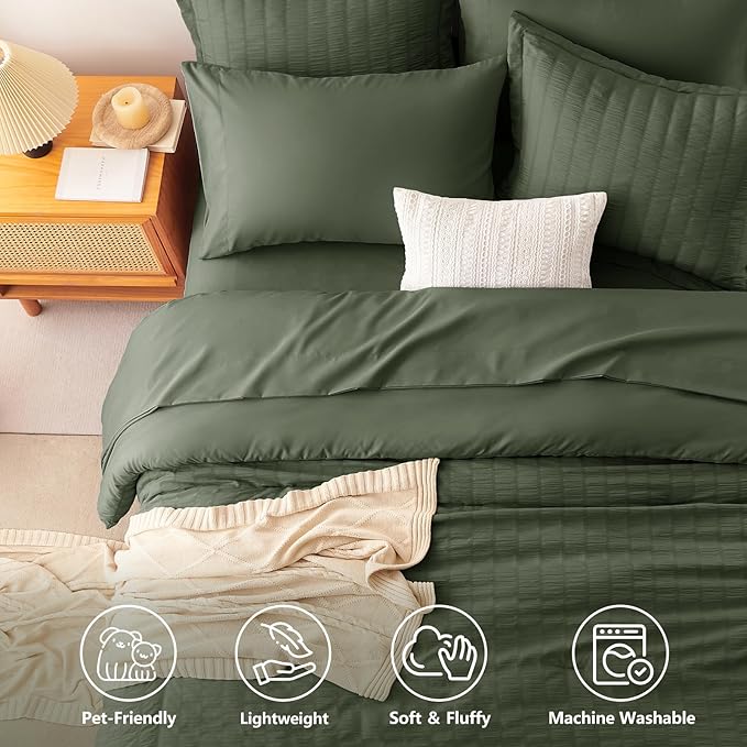 CozyLux Full Size Comforter Sets Dark Green, 7 Pieces Seersucker Textured Luxury Bed in a Bag, All Seasons Soft Bedding Sets with Down Alternative Comforter, Sheets, Pillowcases & Shams, Home Gift