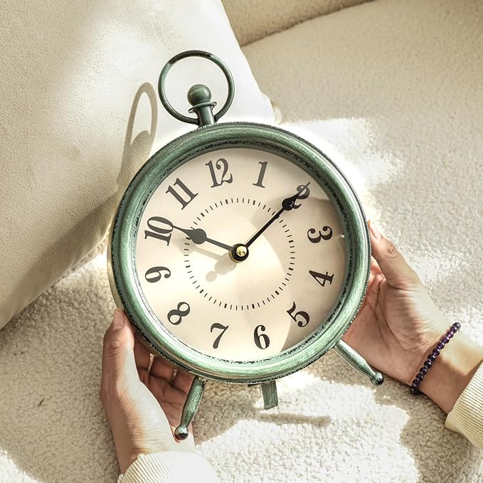 EMAX HOME Vintage Rustic Green Table Clock on Stand, Decorative Desk and Shelf Clock，Decorative Battery Operated Table Top Clock for Living Room，Silent Non-Ticking