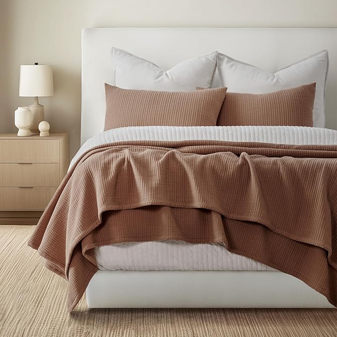 EVERGRACEHOME Cotton Gauze King Bedspread, Ultra Soft Prewashed Pick Stitch Matelassé Coverlet, Lightweight Textured Oversized King Quilt Bedding Set for All Season, with 2 Shams, Terracotta Clay