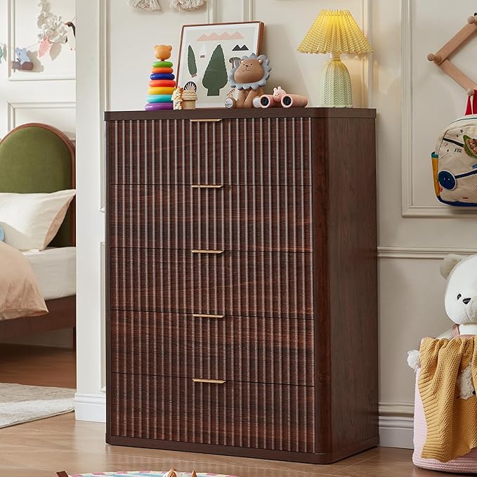 LEYAOYAO Fluted 5 Drawers Dresser for Bedroom, 41" Tall Modern Chest of Drawers with Metal Handle, Curved Profile Farmhouse Closet Organizer Wood Dressers TV Stand for Living Room, Hallway, Walnut