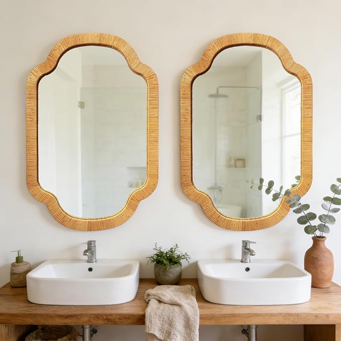 BAODANFU Natural Scalloped Rattan Wall Mirror, 24"×36" Hand-Woven Decorative Mirror for Entryway, Bathroom, Bedroom, Dining Living Room, French Vintage/Wabi-Sabi Home Decor, Horizontal/Vertical