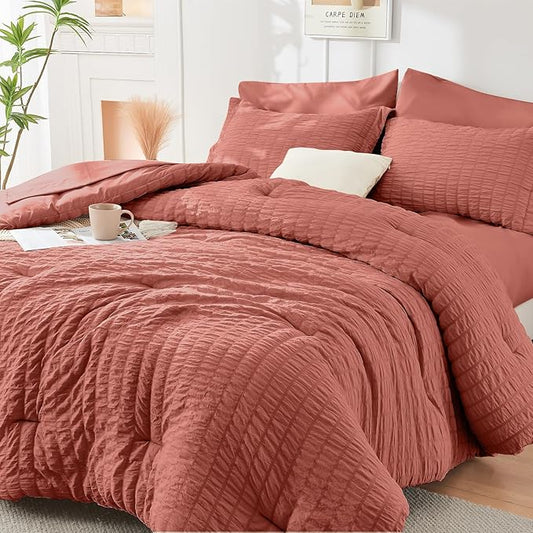 HYMOKEGE Coral Full Size Comforter Sets Seersucker 7 Pieces, All Season Luxury Bed in a Bag for Bedroom, Bedding Set with Comforter, Sheets, Pillowcases & Shams