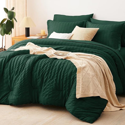 CozyLux King Size Comforter Set Emerald Green, 7 Pieces Seersucker Textured Luxury Bed in a Bag, All Seasons Soft Bedding Sets with Down Alternative Comforter, Sheets, Pillowcases & Shams, Home Gift