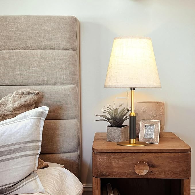 18.9" Modern Mid Century Table Lamp Pull Chain Bedside Lamps for Nightstand Lamp for Bedroom Living Room 3-Color Light Solid Wood/Metal/Fabric for Home Office Dorm Decor (Light Brown+Brass)