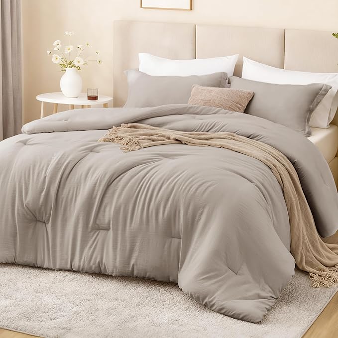 Love's cabin Burlwood King Size Comforter Set, 3-Piece Prewashed Bed Set with 1 Comforter (104 x 90 in) & 2 Pillowcases, Lightweight & Breathable for All Seasons
