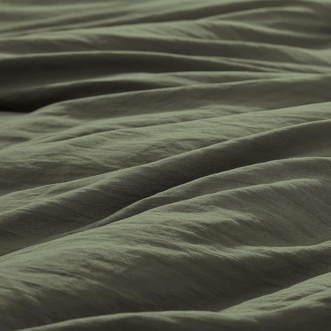 WRENSONGE Queen Comforter Set - 3 Pieces Prewashed Olive Green Comforter Soft Lightweight for All Seasons,Down Alternative Comforters Queen Size with 2 Pillow Shams