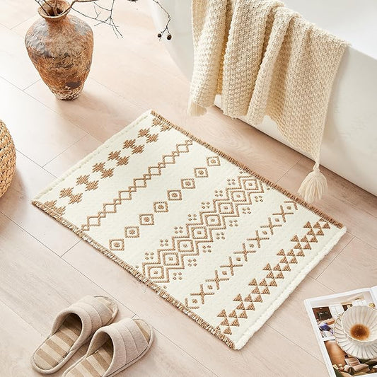 Douceur Boho Bath mat for Bathroom Floor Non Slip, Acrylic Blend Cute Bath Rugs with Tassels, Beige and White Tribal Ethnic Pattern Farmhouse Bathroom Rugs, 20" x 32"