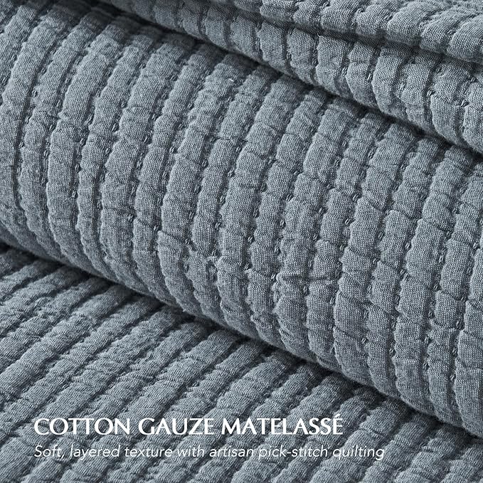 EVERGRACEHOME Cotton Gauze King Bedspread, Ultra Soft Prewashed Pick Stitch Matelassé Coverlet, Lightweight Textured Oversized King Quilt Bedding Set for All Season, with 2 Shams, Dusty Blue