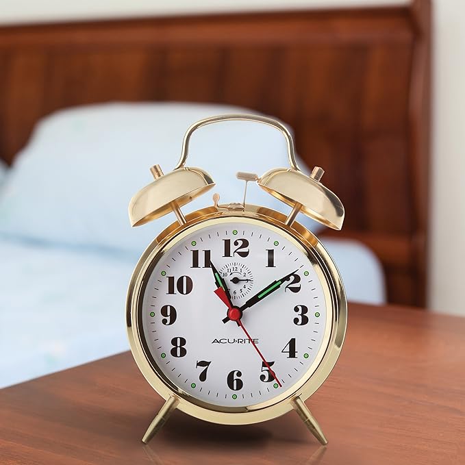 AcuRite 15605 Vintage Twin Bell Alarm Clock