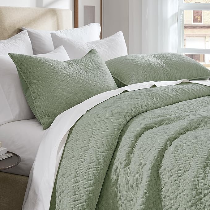 palassio Sage Green 100% Cotton Quilt King Size Bedding Sets with 2 Pillow Shams, Lightweight Textured Farmhouse Country Bedspread Soft Shabby Chic Patterned Coverlet for All Season, 3 Pieces