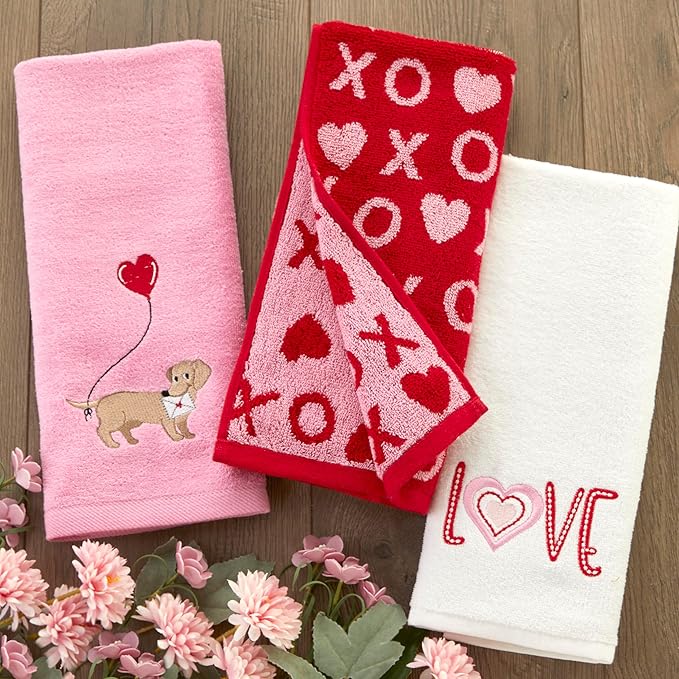 SKL Home Valentines Day Xs and Os Jacquard 100% Cotton Reversible 2pc Hand Towel Set, Decorative for Bath/Kitchen/Bar & Gift, Red