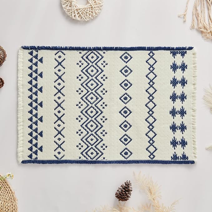 Douceur Boho Bath mat for Bathroom Floor Non Slip, Acrylic Blend Cute Bath Rugs with Tassels, Blue and White Tribal Ethnic Pattern Farmhouse Bathroom Rugs, 24" x 36"