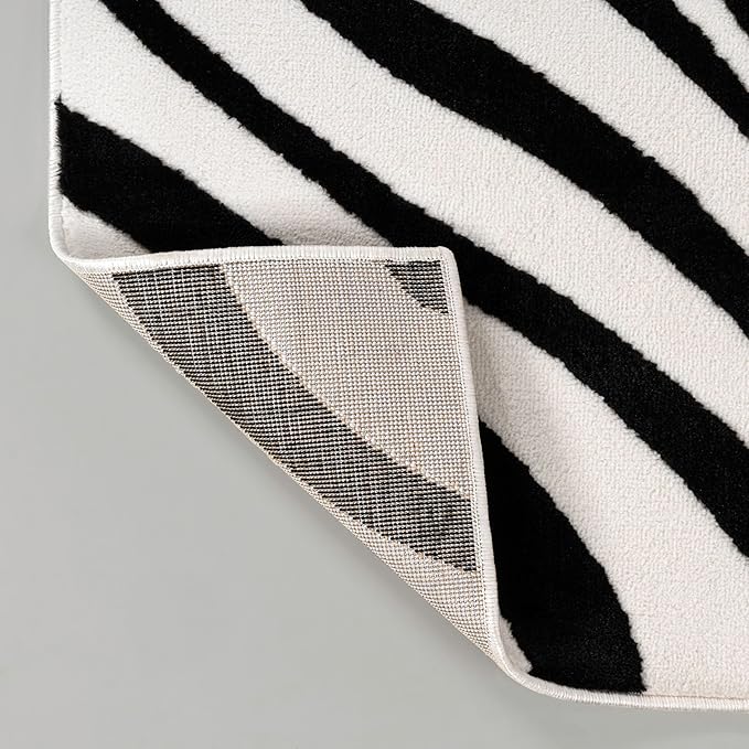JONATHAN Y Maribo High-Low Abstract Striped Black/White 8x10 Area Rug Indoor, Non-Shedding, Stain Resistant for Bedroom, Living Room, Kitchen (SCN103F-8)