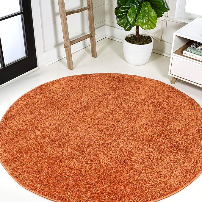 JONATHAN Y Haze Solid Low-Pile Orange 6' Round Indoor Area Rug, Coastal,Bohemian,Minimalist,Classic, Easy-Cleaning for Living Room,Bedroom,Kitchen,Pet Friendly,Non-Shedding (SEU100M-6R)