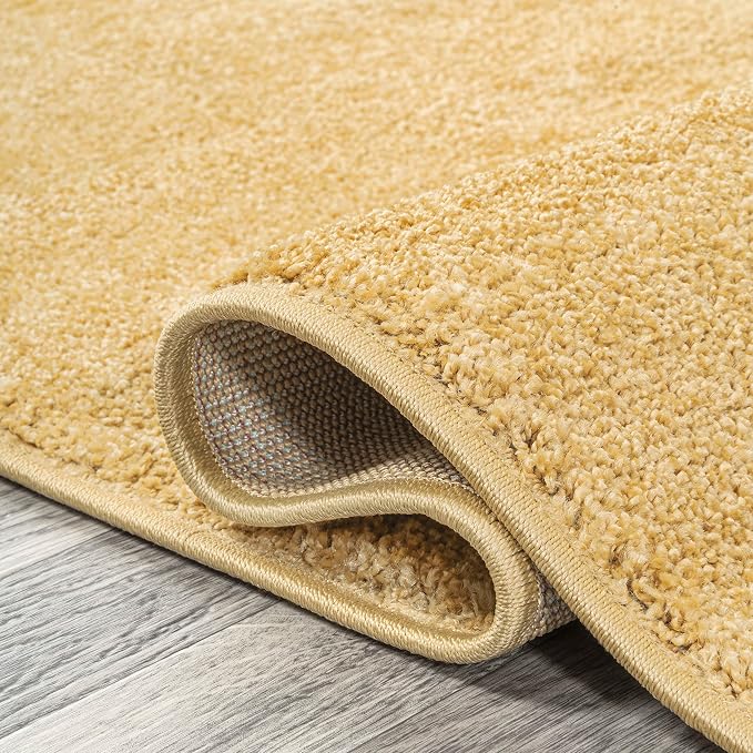 JONATHAN Y Haze Solid Low-Pile Mustard Indoor Area Rug 4x6, Coastal,Bohemian,Minimalist,Classic, Easy-Cleaning for Living Room,Bedroom,Kitchen,Pet Friendly,Non-Shedding (SEU100B-4)