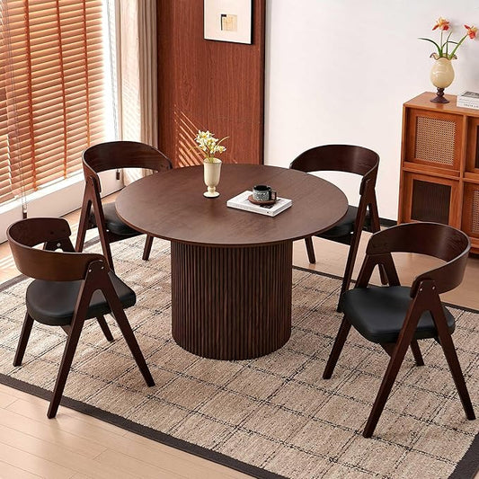 Howtek 47″ Round Dining Table Set for 4-6 People, 5 Piece Modern Kitchen Table with Natural Walnut Wood Grain Finish & 4 PU Leather Upholstered Dining Chairs（Curved Backrest & Solid Wood Legs ）