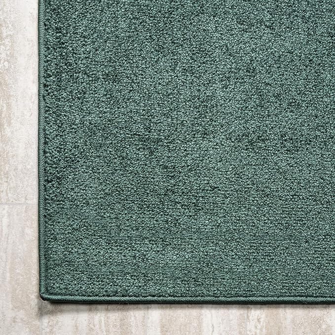 JONATHAN Y Haze Solid Low-Pile Emerald Indoor Area Rug 5x8, Coastal,Bohemian,Minimalist,Classic, Easy-Cleaning for Living Room,Bedroom,Kitchen,Pet Friendly,Non-Shedding (SEU100L-5)