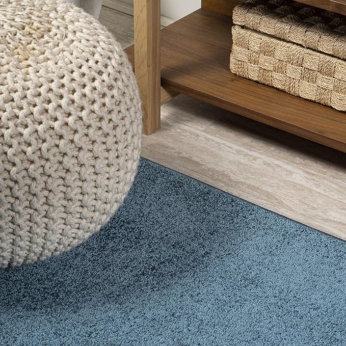 JONATHAN Y Haze Solid Low-Pile Turquoise 4' Round Indoor Area Rug, Coastal,Bohemian,Minimalist,Classic, Easy-Cleaning for Living Room,Bedroom,Kitchen,Pet Friendly,Non-Shedding (SEU100H-4R)