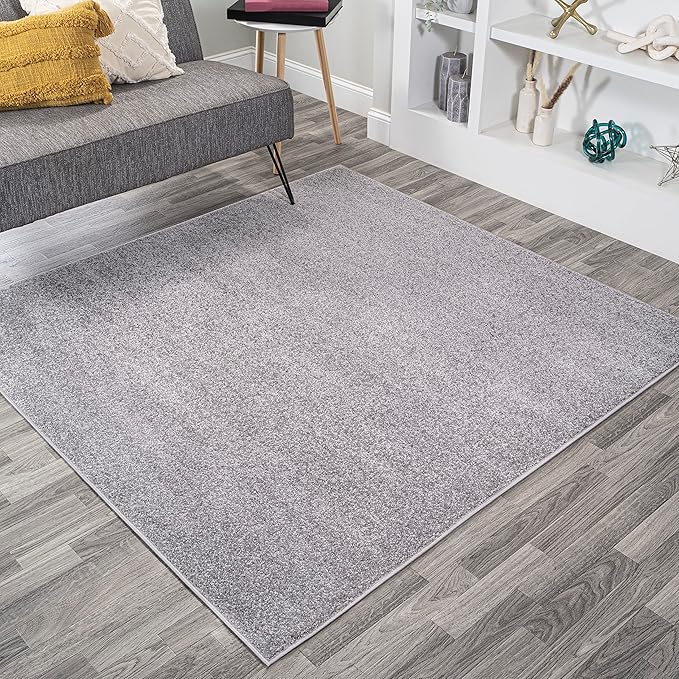 JONATHAN Y Haze Solid Low-Pile Gray 5x5 Square Indoor Area Rug, Coastal,Bohemian,Minimalist,Classic, Easy-Cleaning for Living Room,Bedroom,Kitchen,Pet Friendly,Non-Shedding (SEU100A-5SQ)