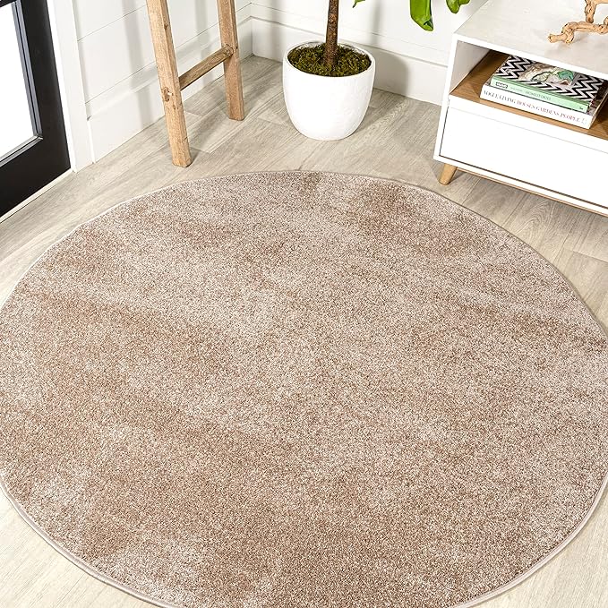 JONATHAN Y Haze Solid Low-Pile Beige 8' Round Indoor Area Rug, Coastal,Bohemian,Minimalist,Classic, Easy-Cleaning for Living Room,Bedroom,Kitchen,Pet Friendly,Non-Shedding (SEU100G-8R)