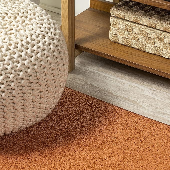 JONATHAN Y Haze Solid Low-Pile Orange 6' Round Indoor Area Rug, Coastal,Bohemian,Minimalist,Classic, Easy-Cleaning for Living Room,Bedroom,Kitchen,Pet Friendly,Non-Shedding (SEU100M-6R)