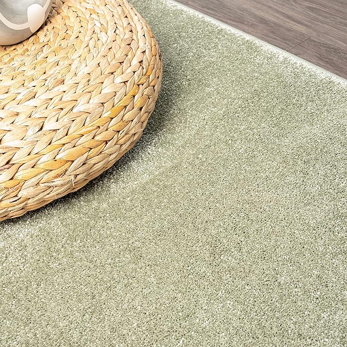 JONATHAN Y Haze Solid Low-Pile Green 6x6 Square Indoor Area Rug, Coastal,Bohemian,Minimalist,Classic, Easy-Cleaning for Living Room,Bedroom,Kitchen,Pet Friendly,Non-Shedding (SEU100O-6SQ)