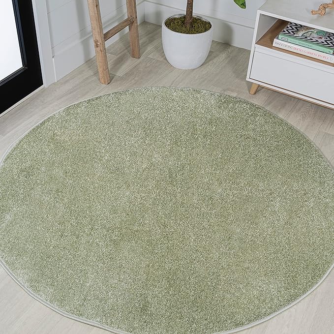 JONATHAN Y Haze Solid Low-Pile Green 6' Round Indoor Area Rug, Coastal,Bohemian,Minimalist,Classic, Easy-Cleaning for Living Room,Bedroom,Kitchen,Pet Friendly,Non-Shedding (SEU100O-6R)