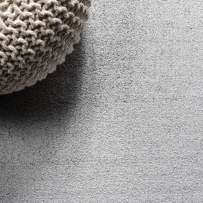 JONATHAN Y Haze Solid Low-Pile Light Gray Indoor Area Rug 6x9, Coastal,Bohemian,Minimalist,Classic, Easy-Cleaning for Living Room,Bedroom,Kitchen,Pet Friendly,Non-Shedding (SEU100K-6)