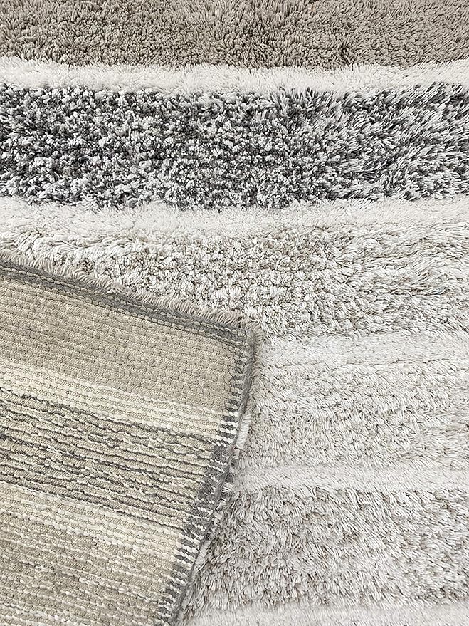 Bathroom Rugs Set 2 Piece Light Grey Quilted Stripe Non-Slip Washable Bath Mats for Bathroom Floor |Cotton Quick Dry Bathroom Mat for Tub Spa |Living Room Entry Way Door Mats |21x32 & 17x24 Inches